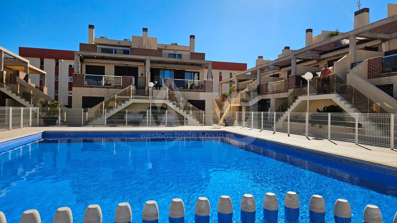 3 bedroom Apartment in Lomas de Cabo Roig - CSS132109 - Photo - 1