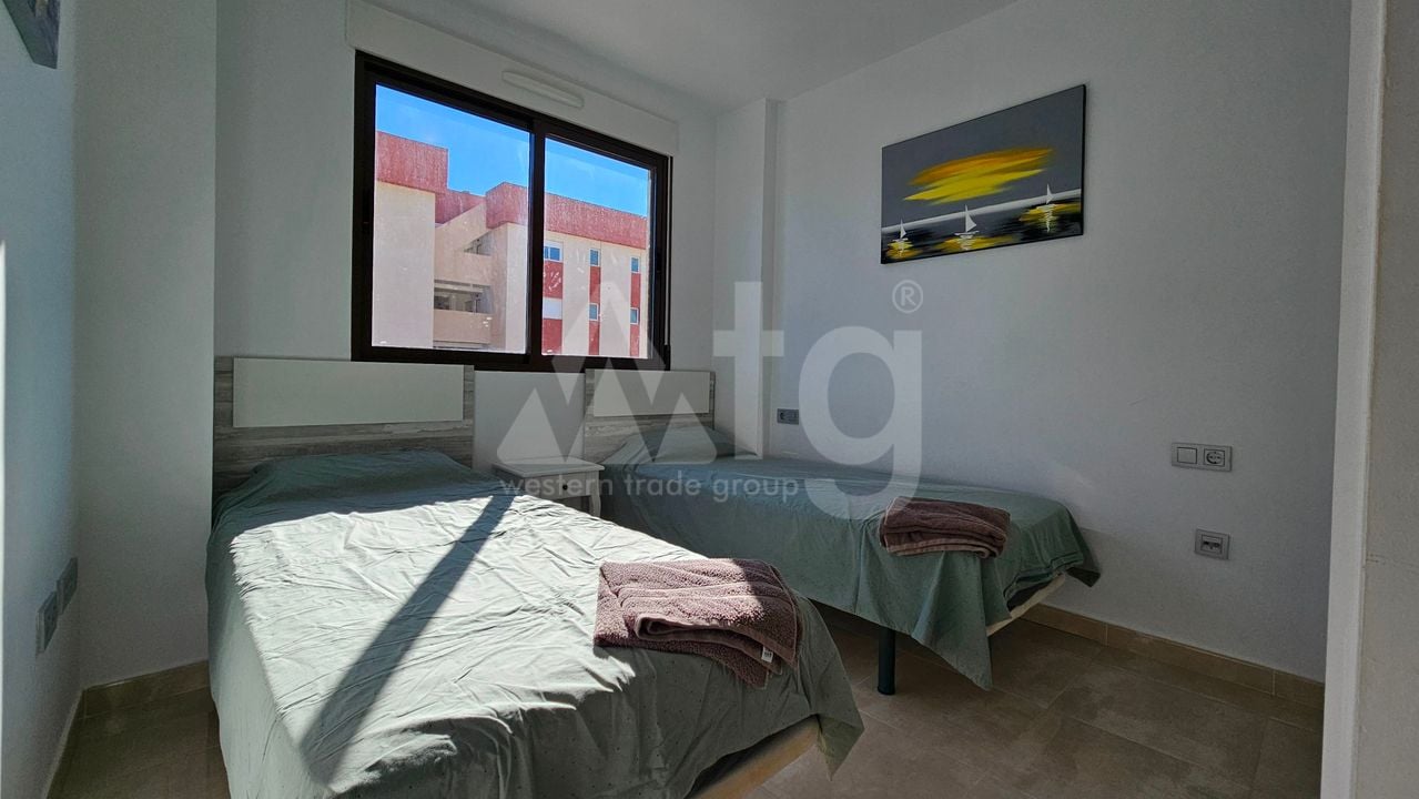 3 bedroom Apartment in Lomas de Cabo Roig - CSS132109 - Photo - 6