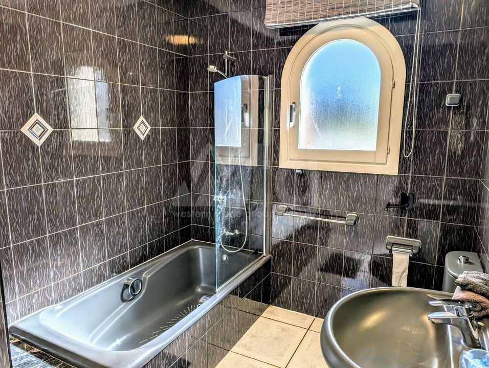 3 bedroom Villa in Moraira - CBP132119 - Photo - 23