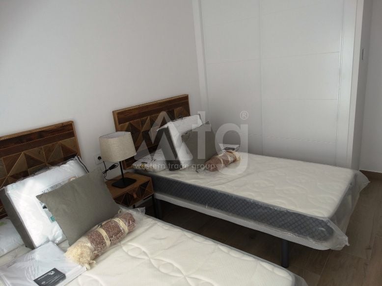 Villa de 3 habitaciones en Pilar de la Horadada - MG33185 - Foto - 13