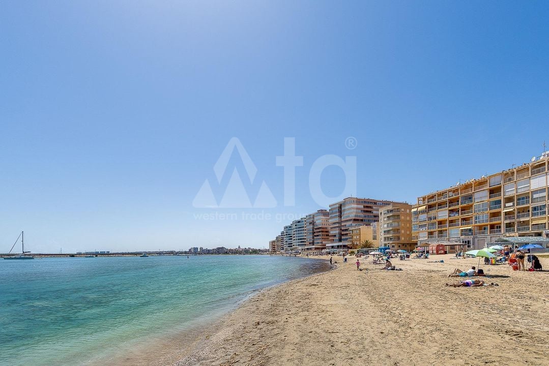 3 bedroom Apartment in Torrevieja - CYM149528 - Photo - 33