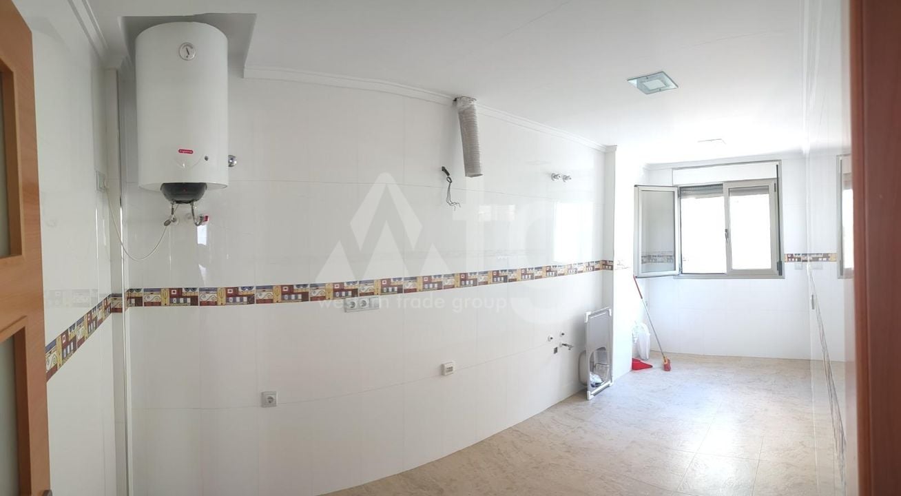 3 bedroom Apartment in Torrevieja - CT132287 - Photo - 5