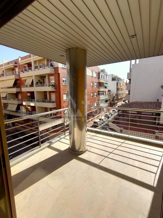 3 bedroom Apartment in Torrevieja - CT132287 - Photo - 2