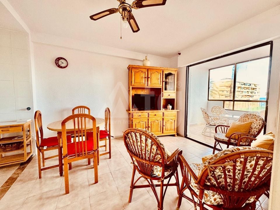 3 bedroom Apartment in Torrevieja - CT132299 - Photo - 2