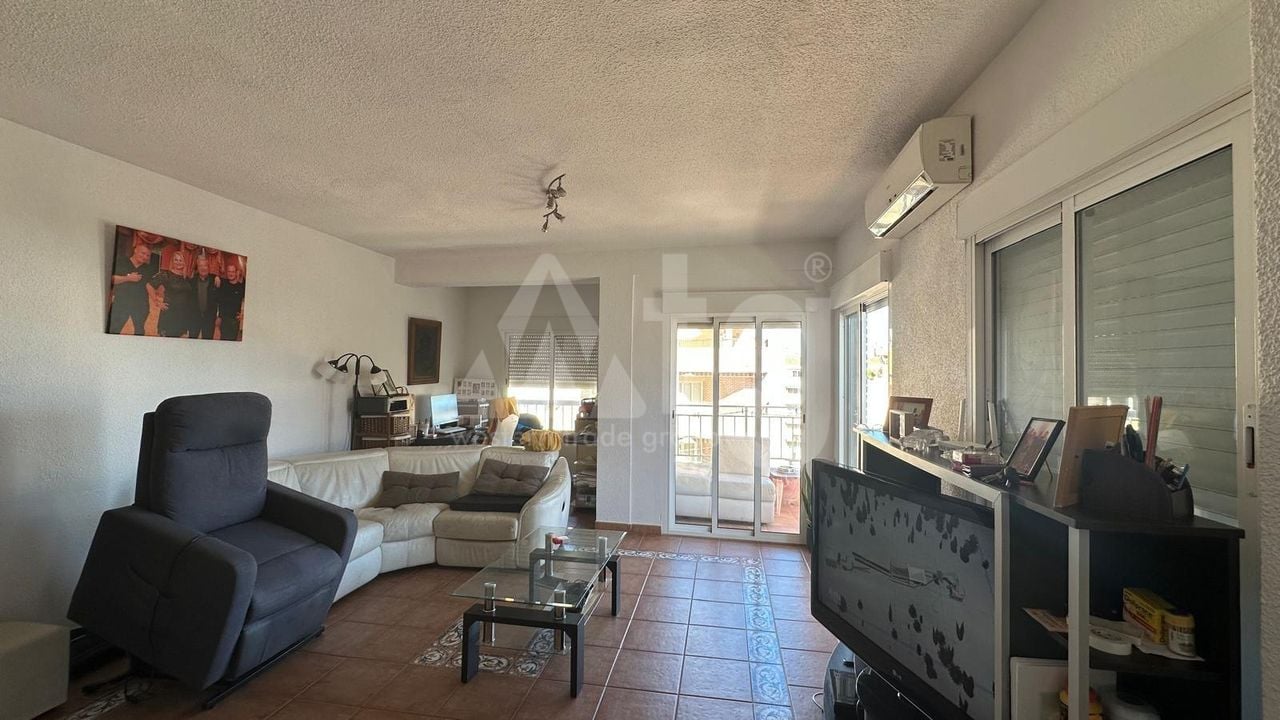 Appartement de 3 chambres à Torrevieja - CT132305 - Photo - 1