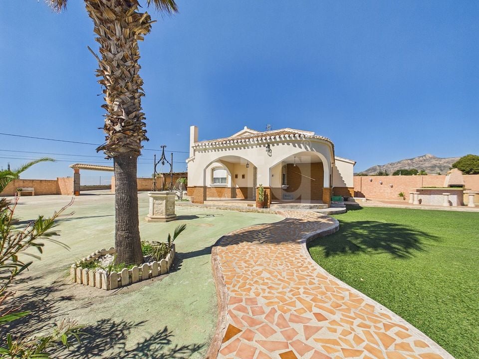 3 bedroom Villa in Albatera - OKW132452 - Photo - 4