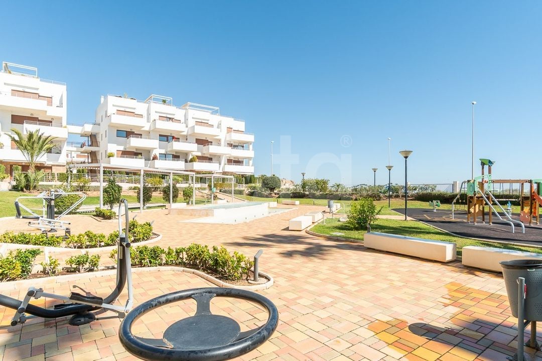 2 bedroom Apartment in Orihuela Costa - IMO160990 - Photo - 26