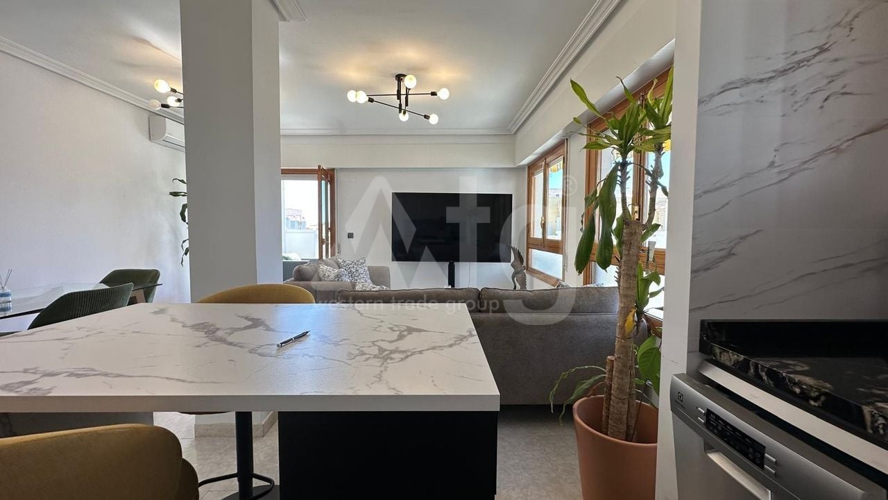 2 bedroom Apartment in Torrevieja - CT132957 - Photo - 10