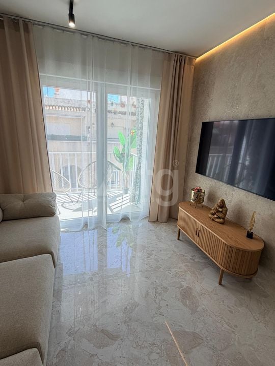Penthouse de 3 chambres à Torrevieja - ET133430 - Photo - 2