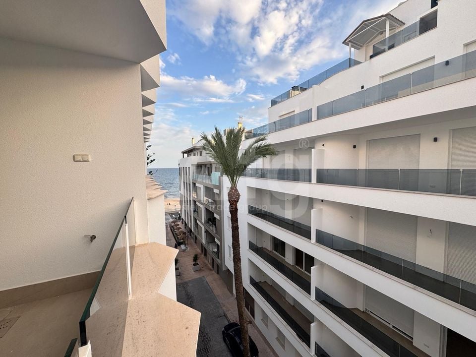 2 bedroom Apartment in Torrevieja - LR133575 - Photo - 20