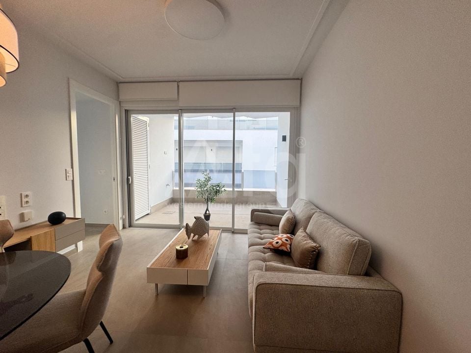 2 bedroom Apartment in Torrevieja - LR133575 - Photo - 2