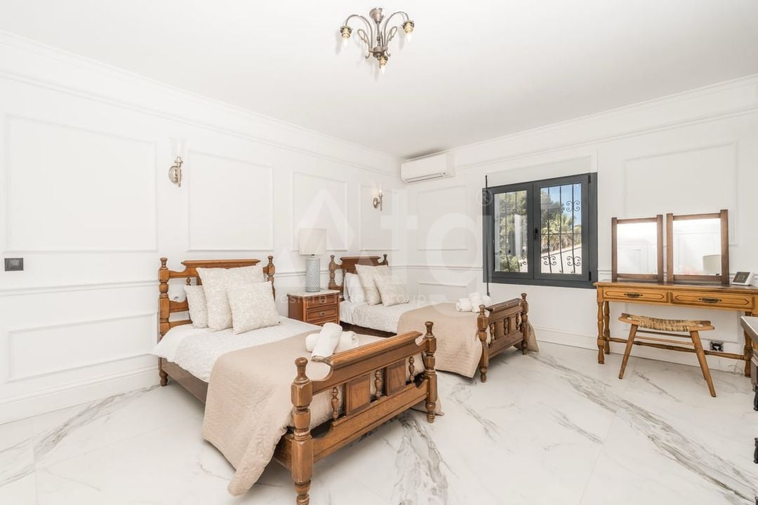 5 bedroom Villa in Javea - DHJ133583 - Photo - 22