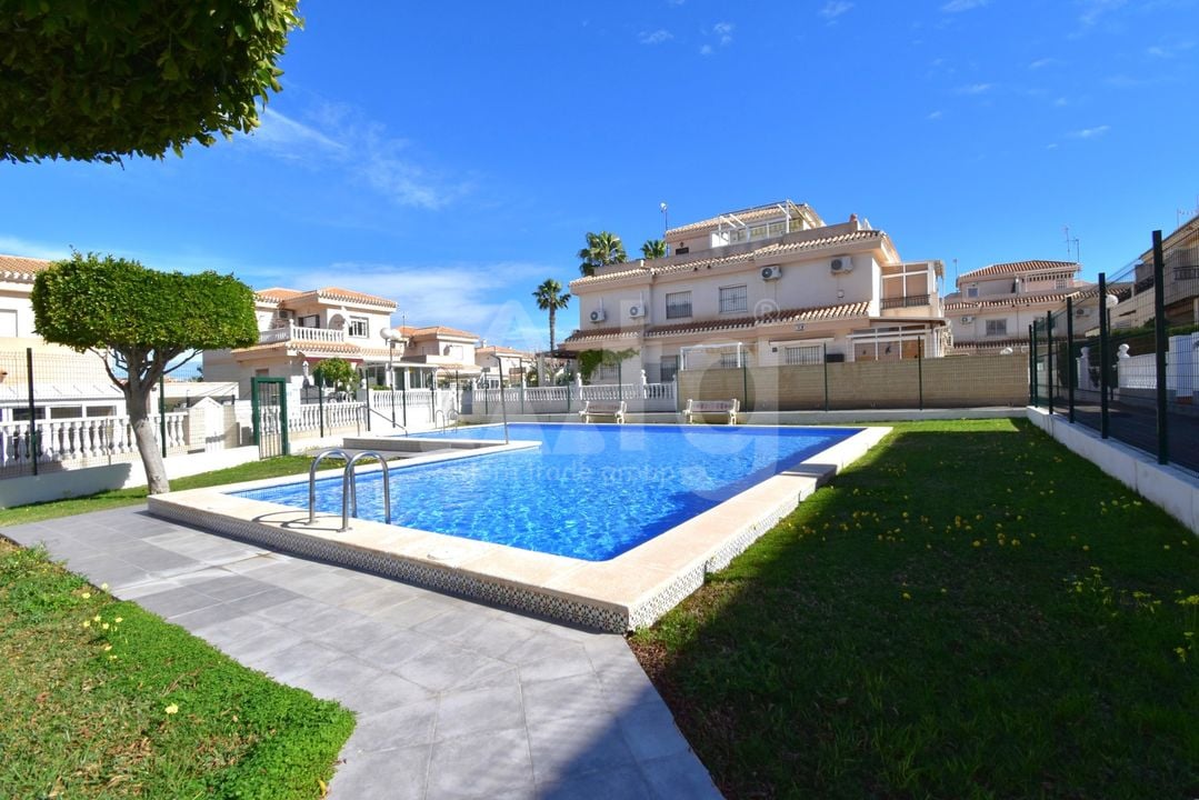 4 bedroom Townhouse in Playa Flamenca - VRE150148 - Photo - 1