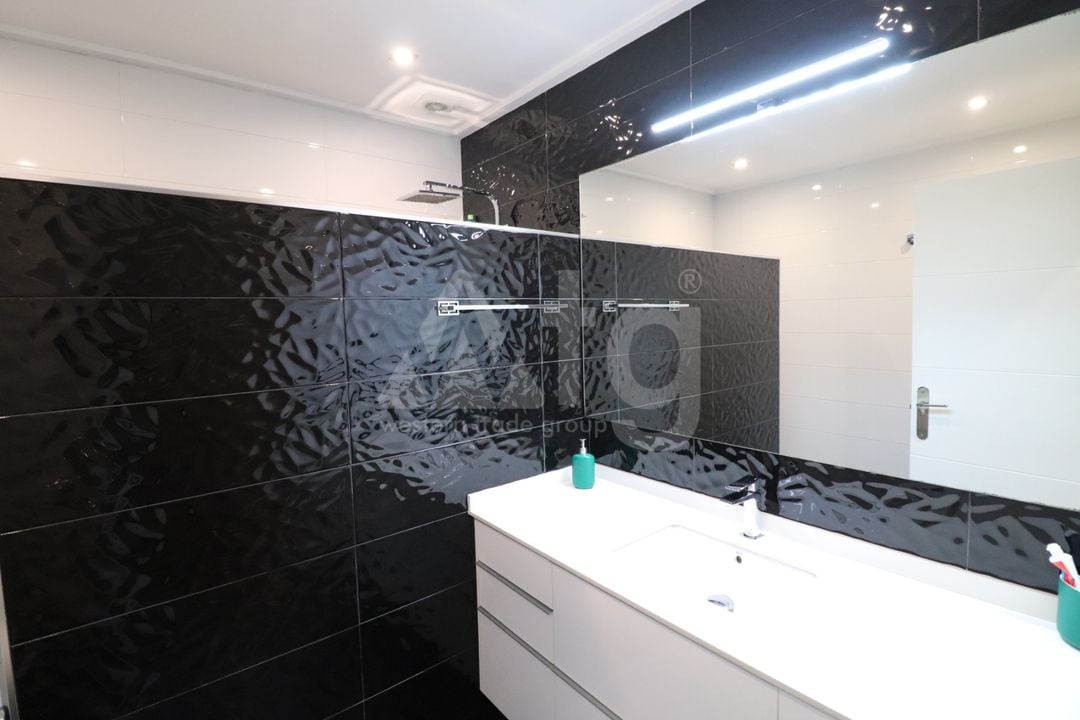 3 bedroom Townhouse in Redován - VRE133640 - Photo - 26