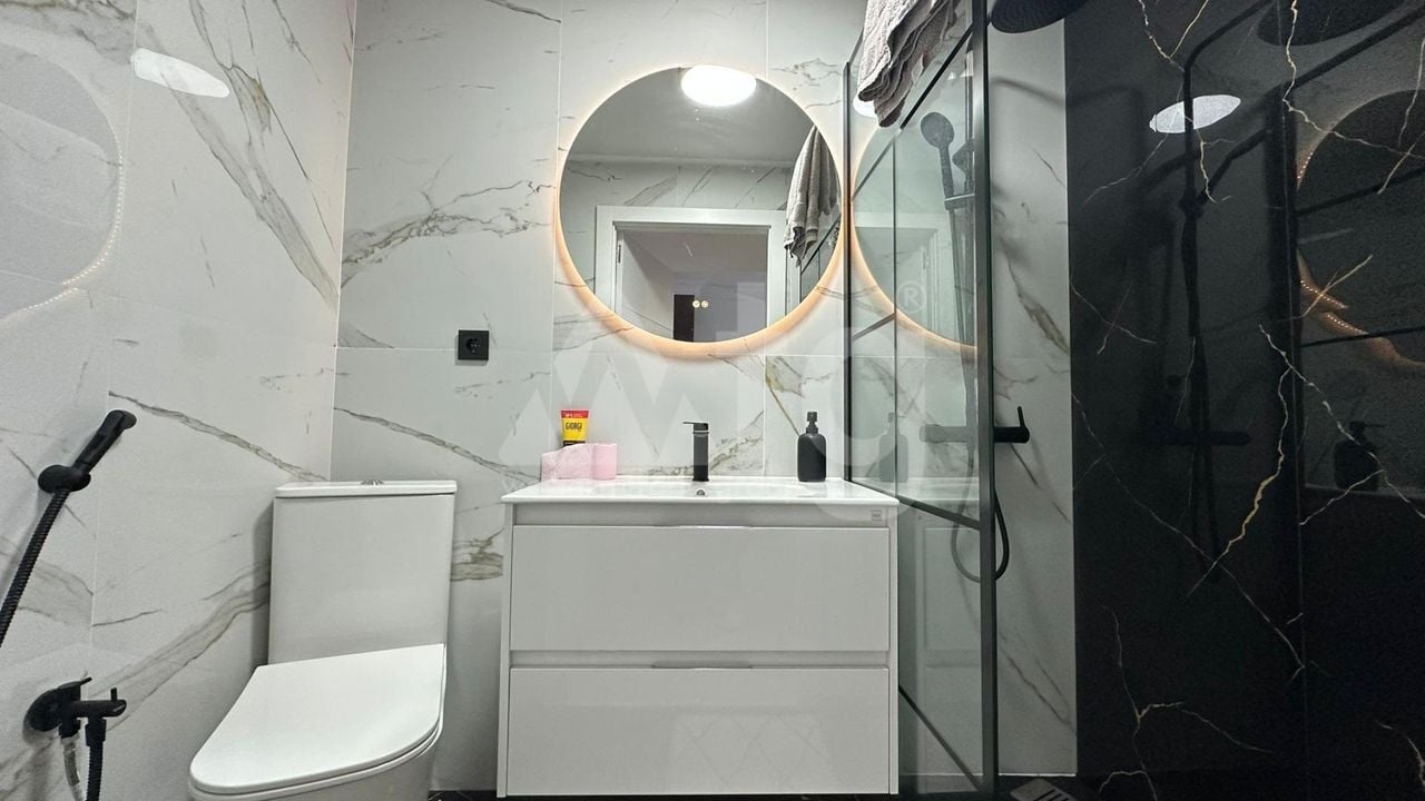 2 bedroom Apartment in Torrevieja - CT133697 - Photo - 12