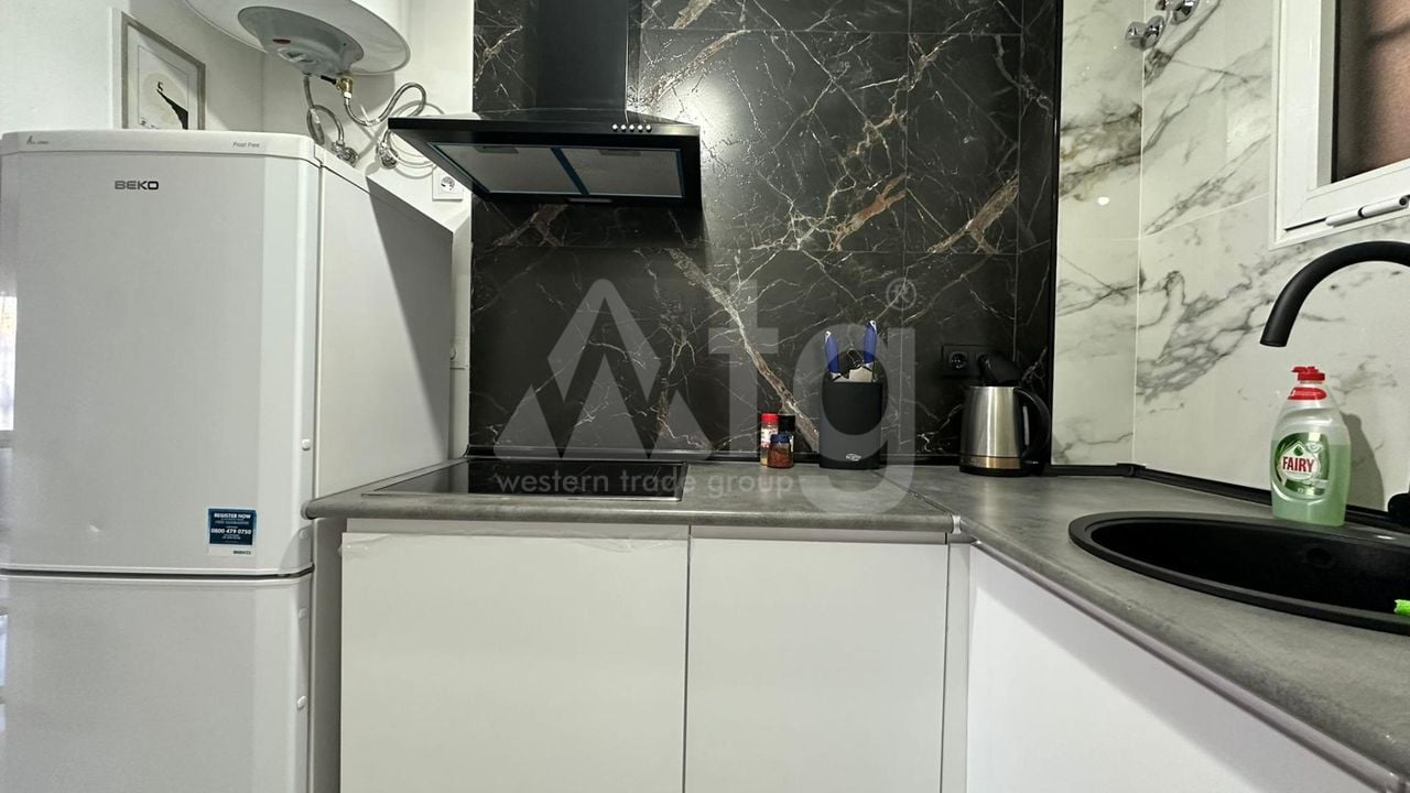 2 bedroom Apartment in Torrevieja - CT133697 - Photo - 7