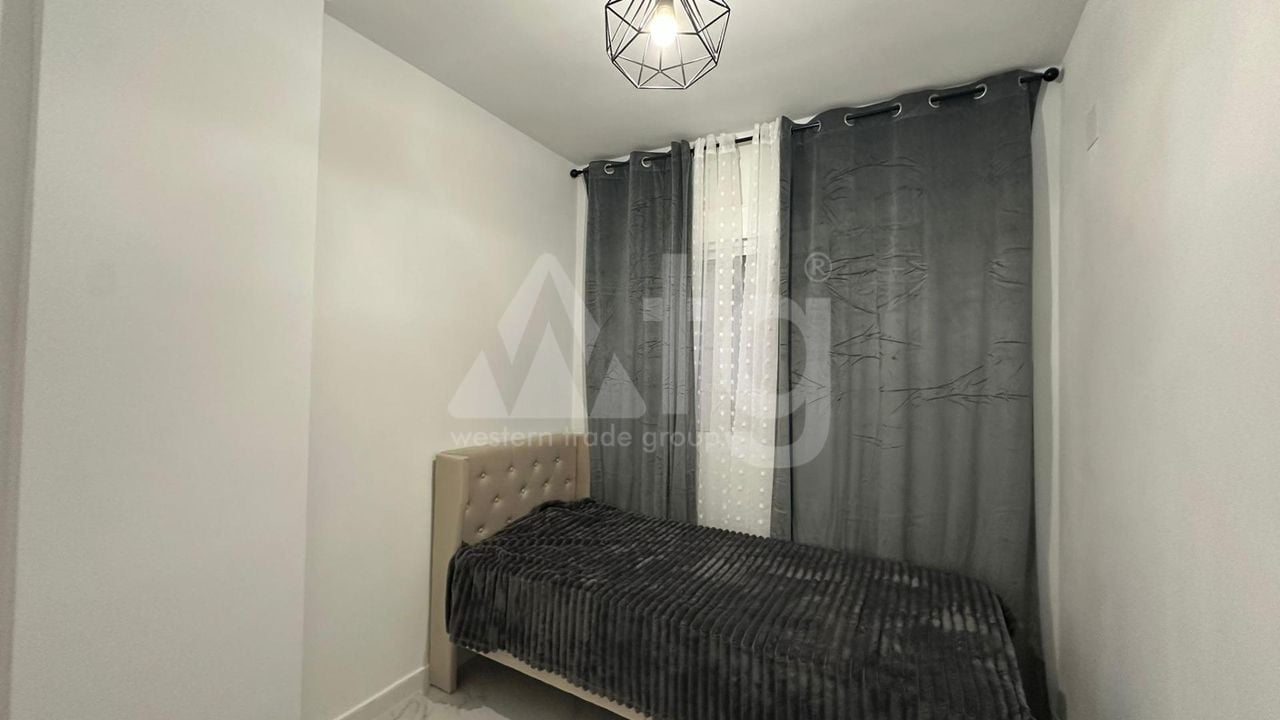 2 bedroom Apartment in Torrevieja - CT133697 - Photo - 9