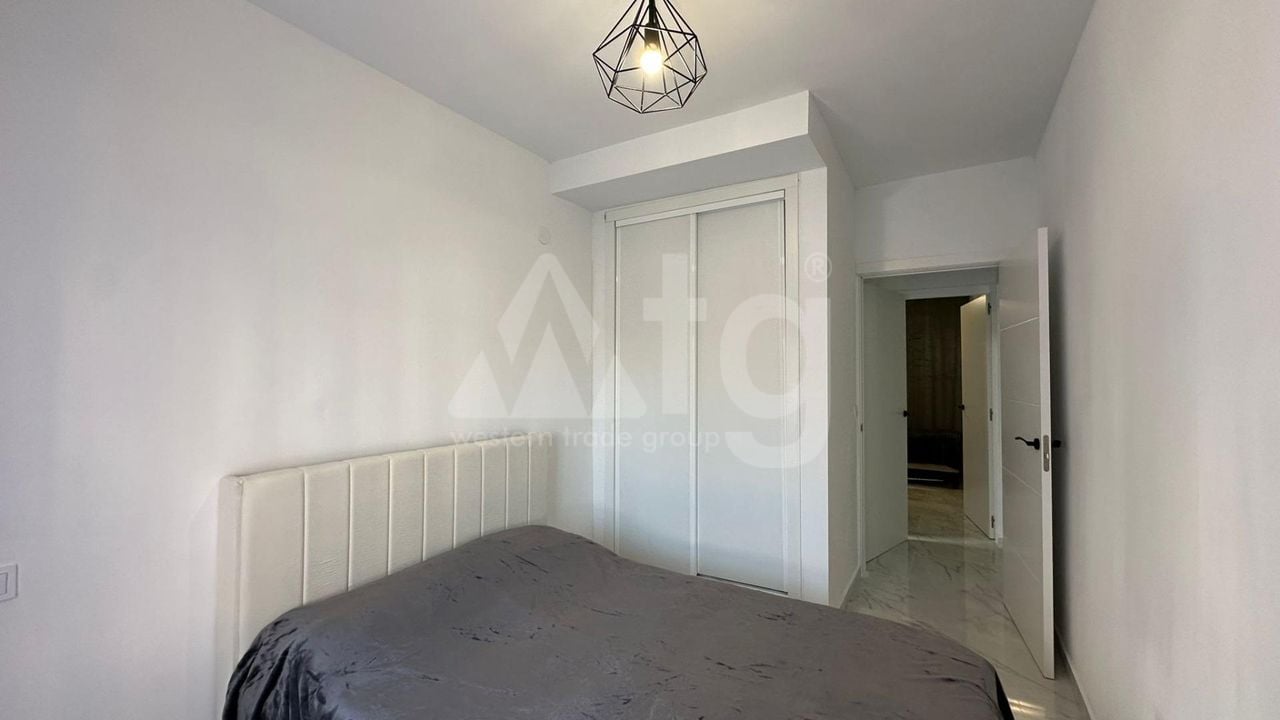 2 bedroom Apartment in Torrevieja - CT133697 - Photo - 17