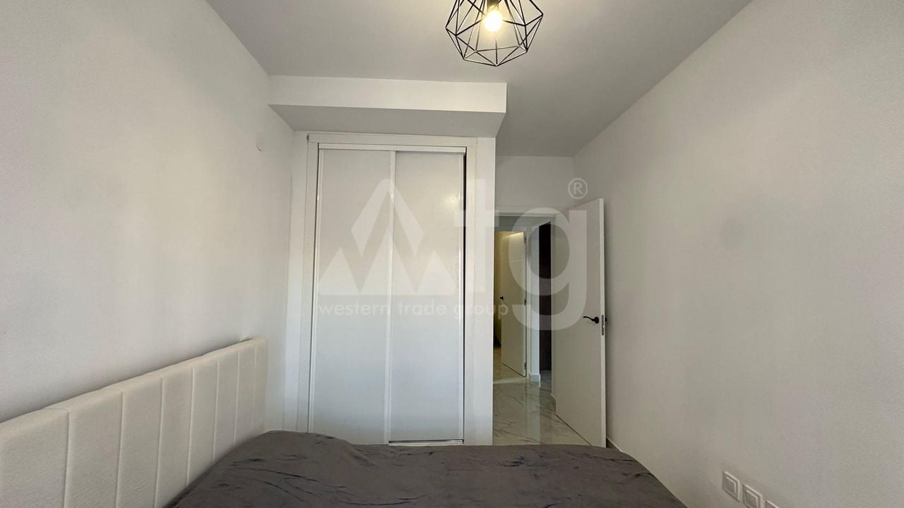 2 bedroom Apartment in Torrevieja - CT133697 - Photo - 18