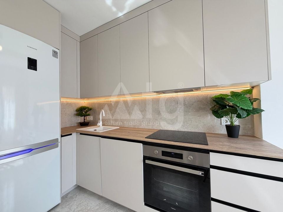 3 bedroom Penthouse in Torrevieja - CT133698 - Photo - 10