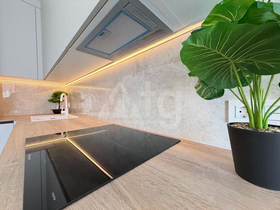 3 bedroom Penthouse in Torrevieja - CT133698 - Photo - 11