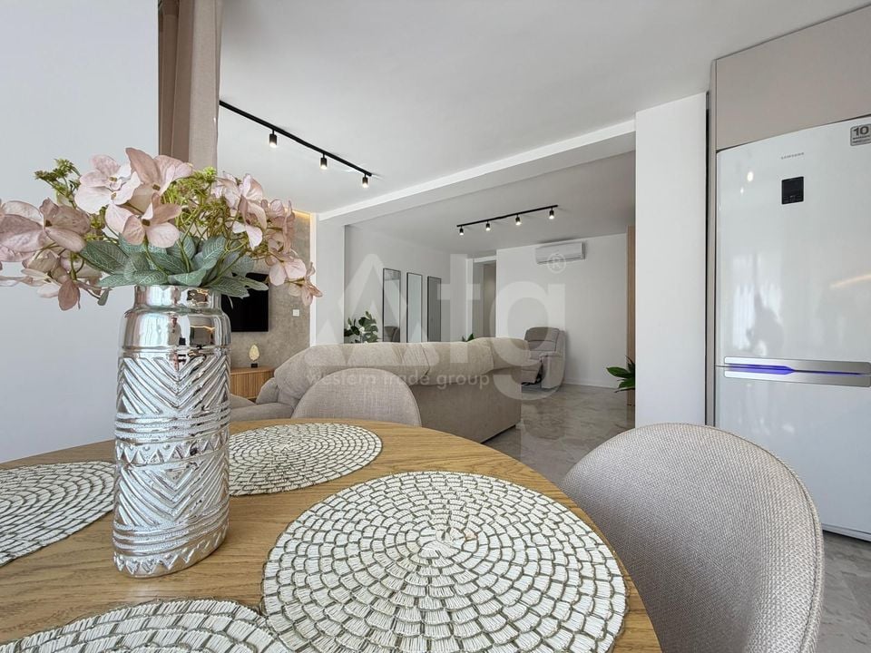 3 bedroom Penthouse in Torrevieja - CT133698 - Photo - 13