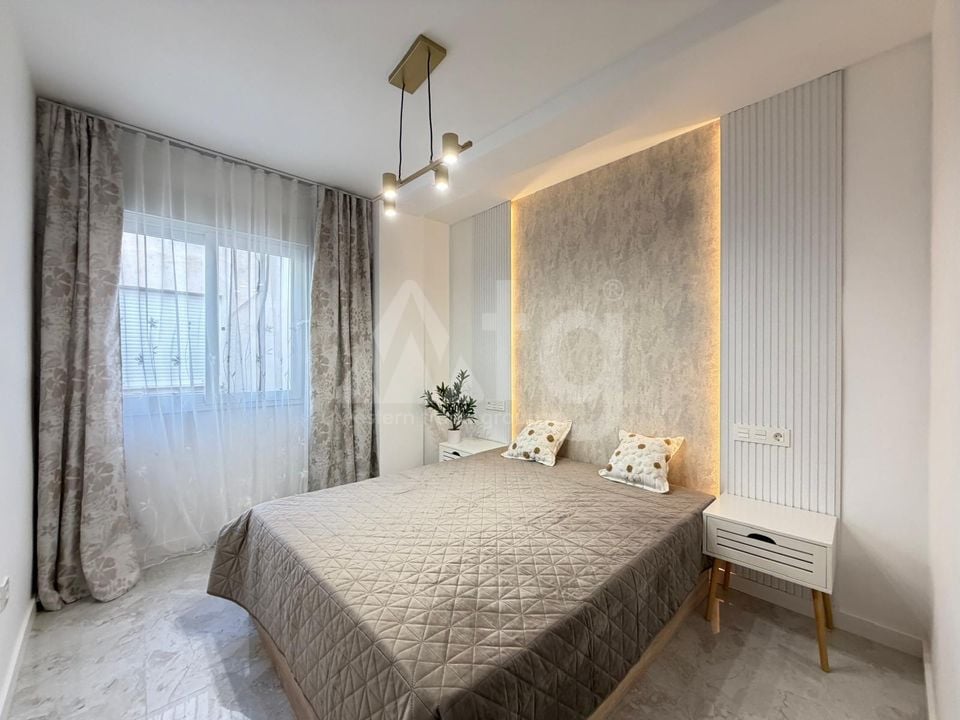 3 bedroom Penthouse in Torrevieja - CT133698 - Photo - 23