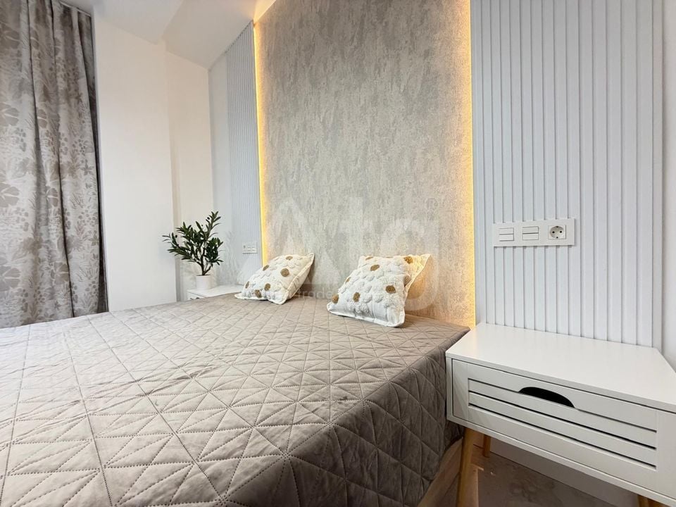 3 bedroom Penthouse in Torrevieja - CT133698 - Photo - 24