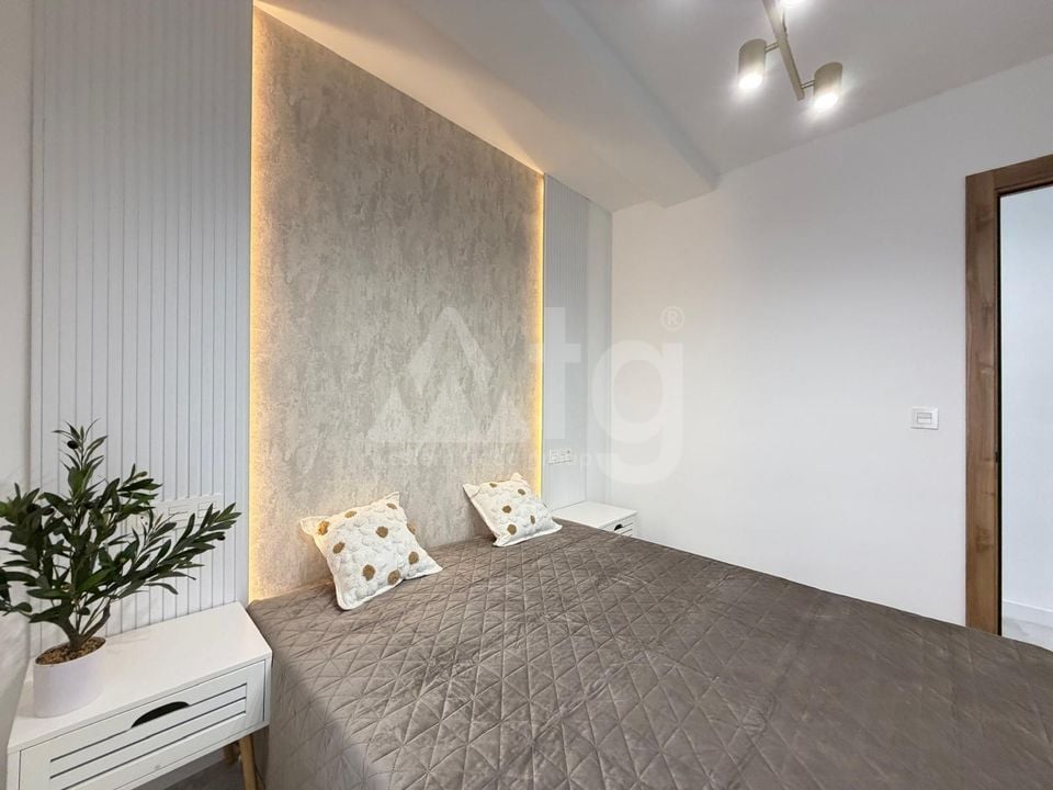 3 bedroom Penthouse in Torrevieja - CT133698 - Photo - 27