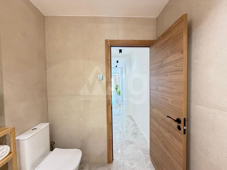 3 bedroom Penthouse in Torrevieja - CT133698 - Photo - 40