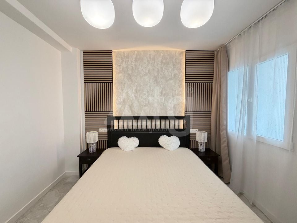 3 bedroom Penthouse in Torrevieja - CT133698 - Photo - 17