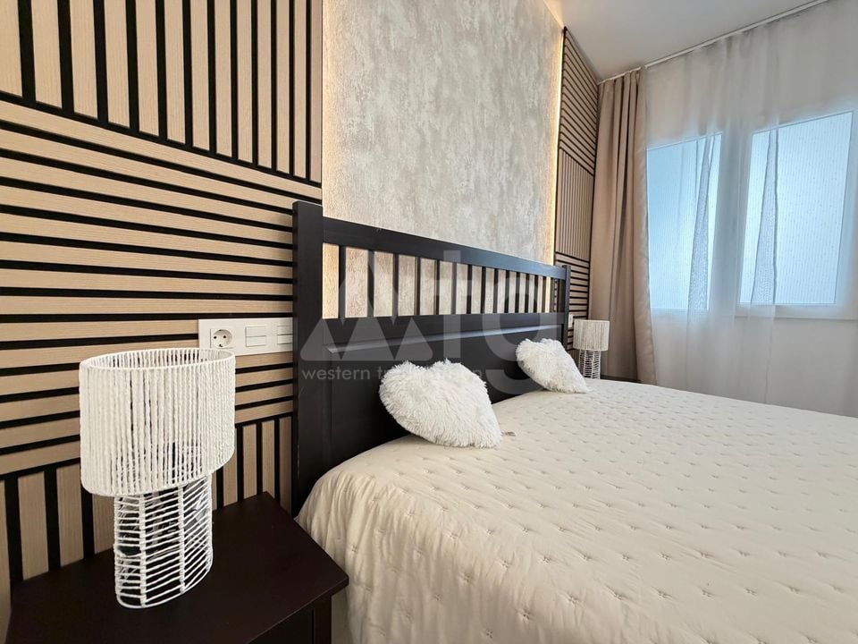3 bedroom Penthouse in Torrevieja - CT133698 - Photo - 18