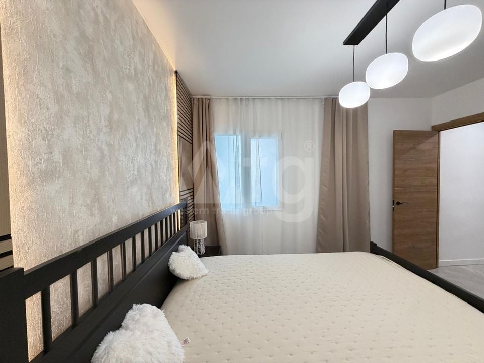3 bedroom Penthouse in Torrevieja - CT133698 - Photo - 19