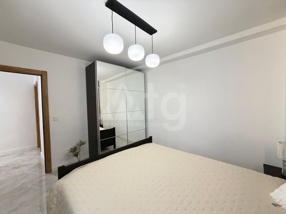 3 bedroom Penthouse in Torrevieja - CT133698 - Photo - 21
