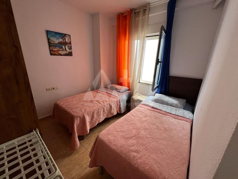 3 bedroom Apartment in La Mata - LR133836 - Photo - 5