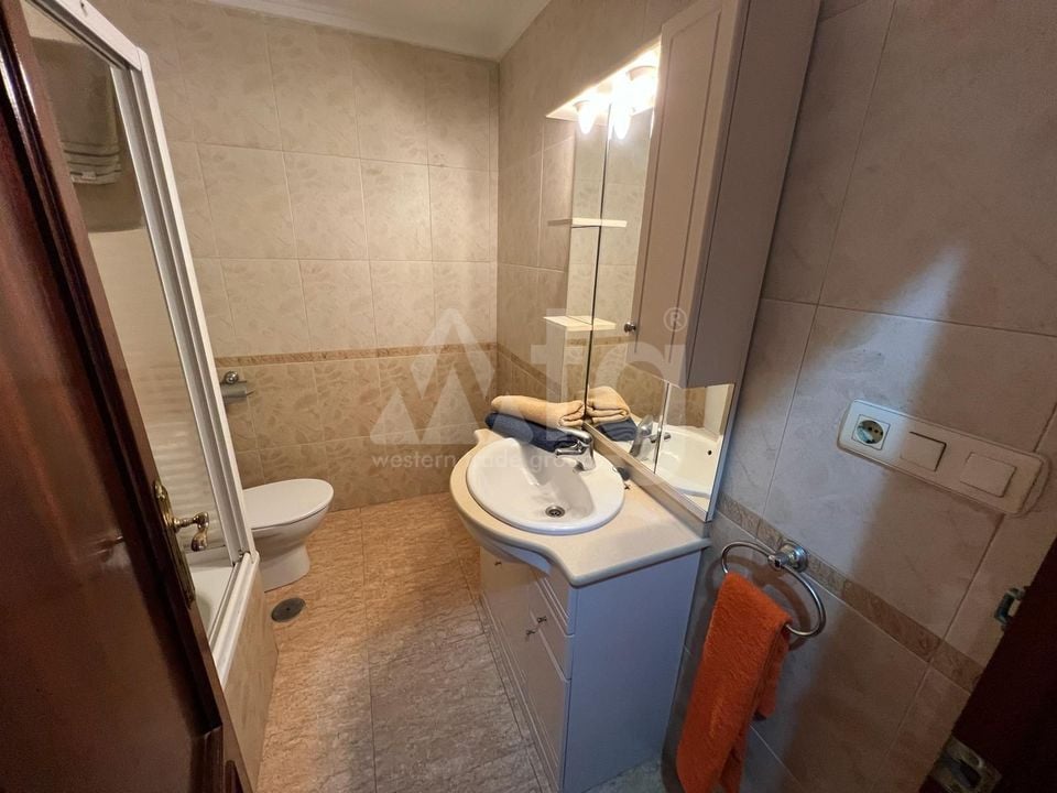 3 bedroom Apartment in La Mata - LR133836 - Photo - 9