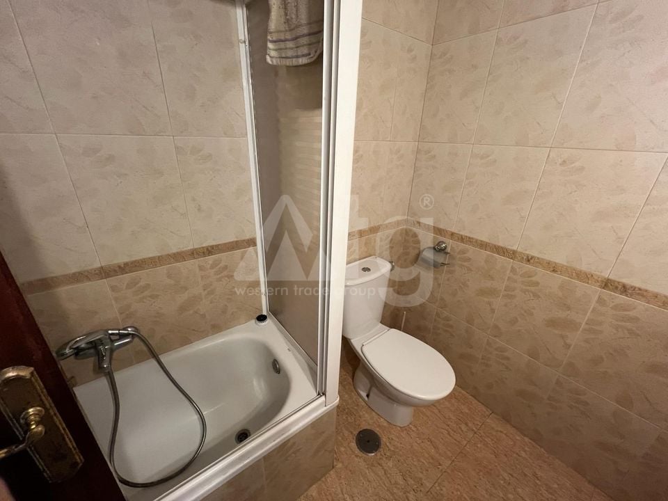 3 bedroom Apartment in La Mata - LR133836 - Photo - 12
