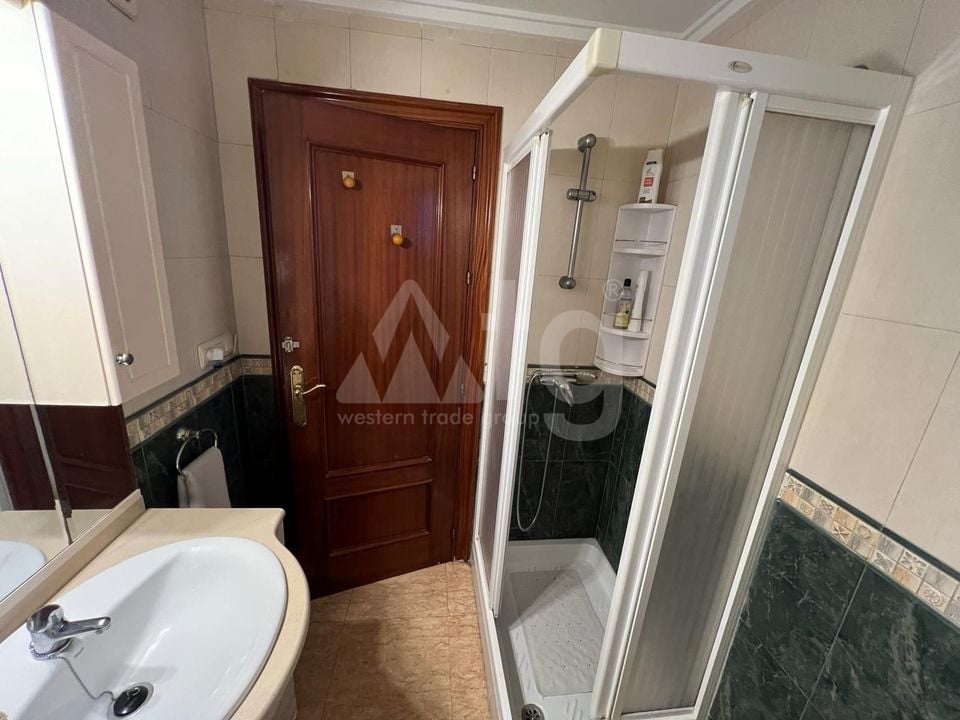 3 bedroom Apartment in La Mata - LR133836 - Photo - 10