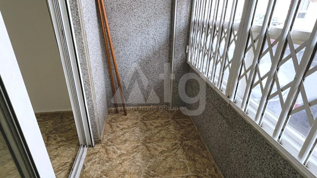 2 Schlafzimmer Appartement in Torrevieja - VEC134056 - Foto - 9