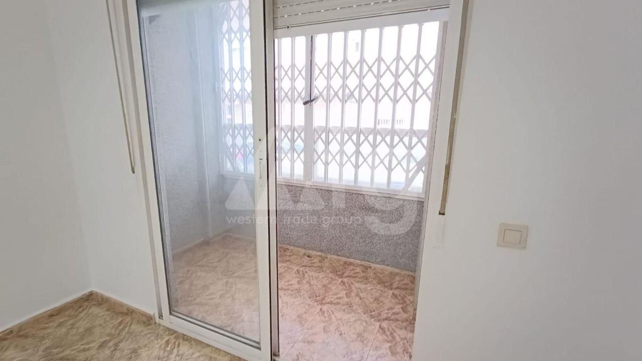 2 Schlafzimmer Appartement in Torrevieja - VEC134056 - Foto - 3