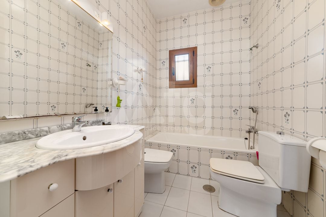 4 bedroom Villa in La Mata - CBC33519 - Photo - 28