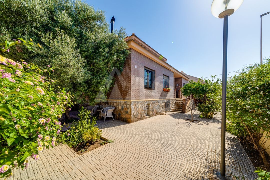 4 bedroom Villa in La Mata - CBC33519 - Photo - 3