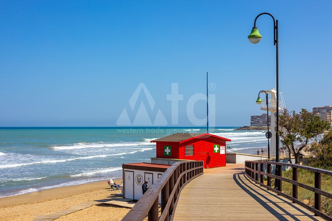 4 bedroom Villa in La Mata - CBC33519 - Photo - 51