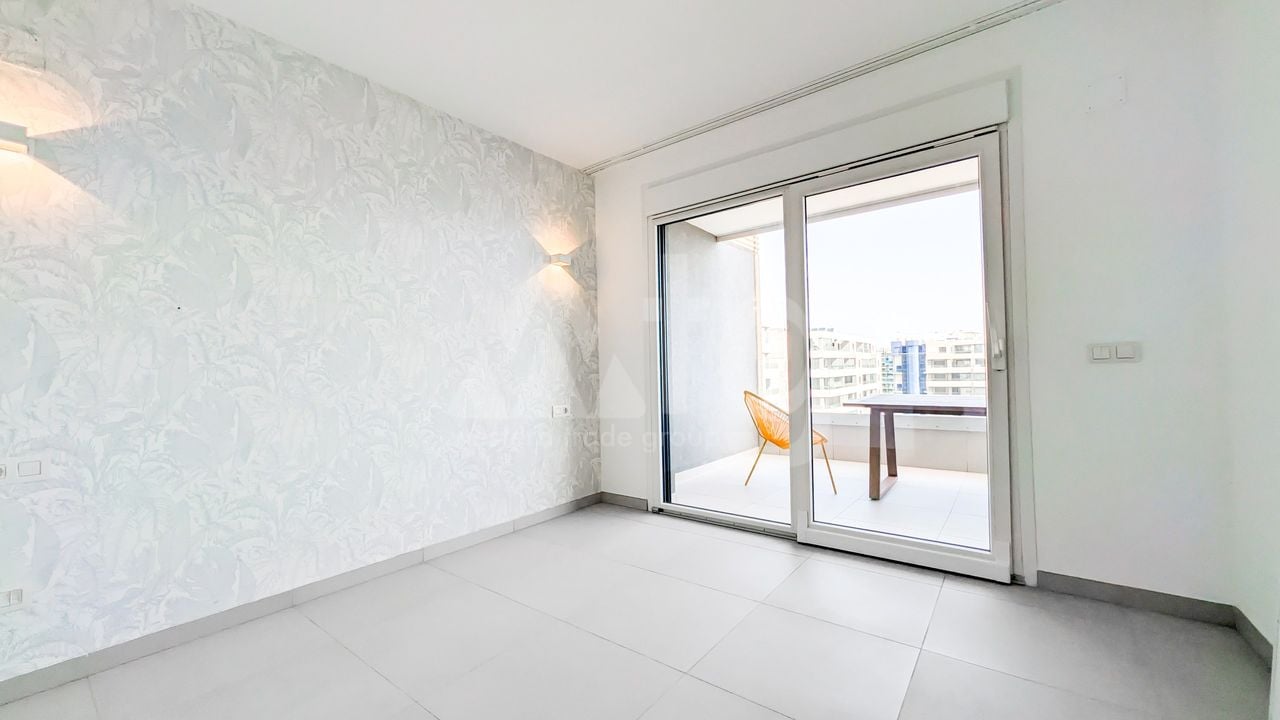 2 bedroom Apartment in Torrevieja - ET134545 - Photo - 14