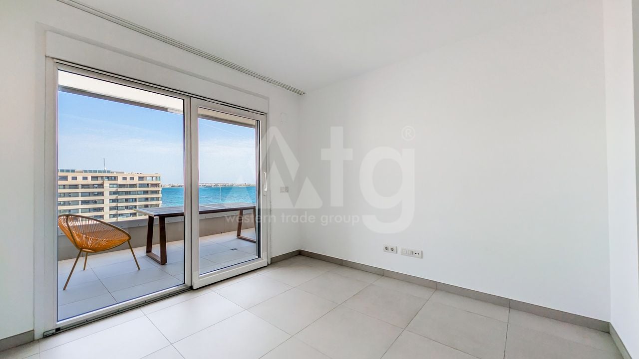 2 bedroom Apartment in Torrevieja - ET134545 - Photo - 16