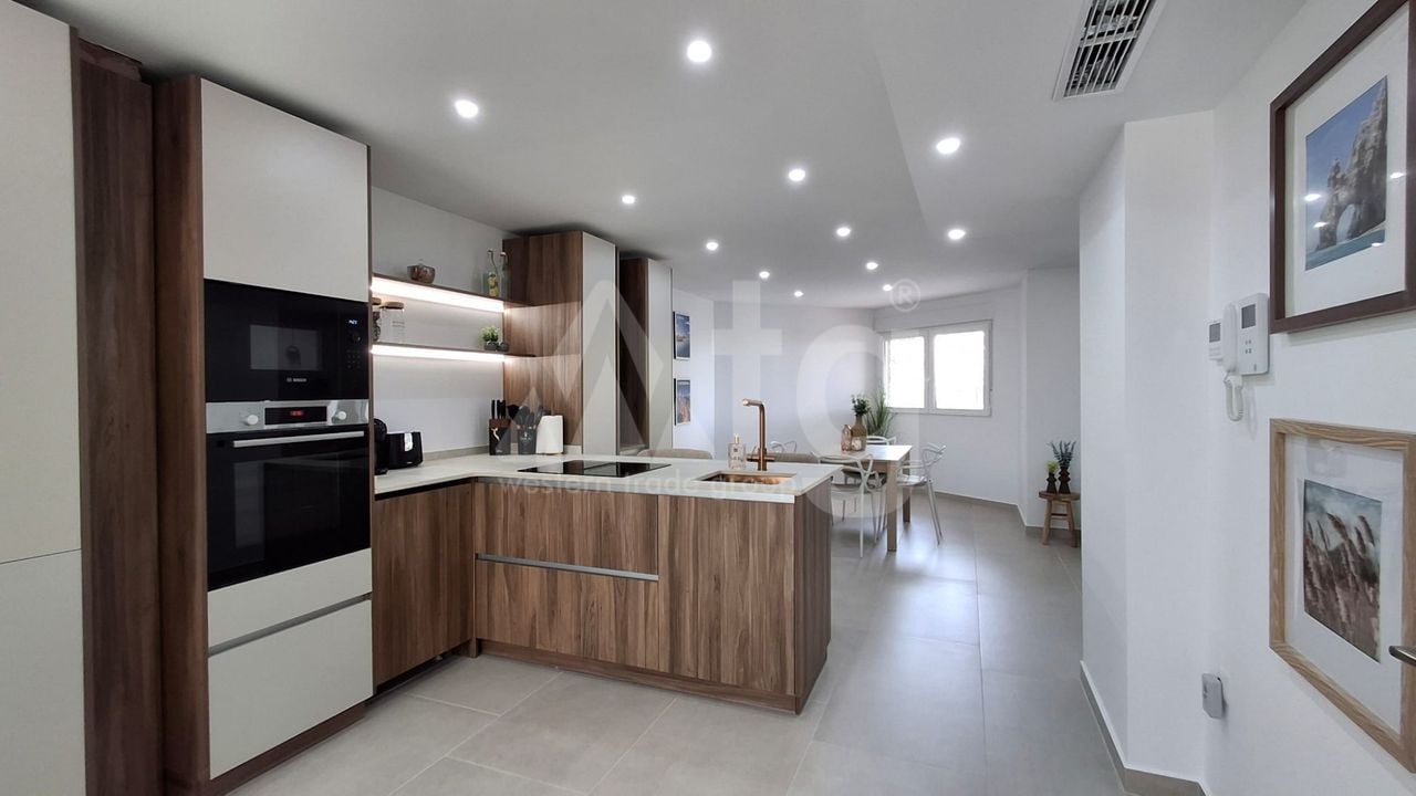 2 bedroom Apartment in Torrevieja - CI134587 - Photo - 3