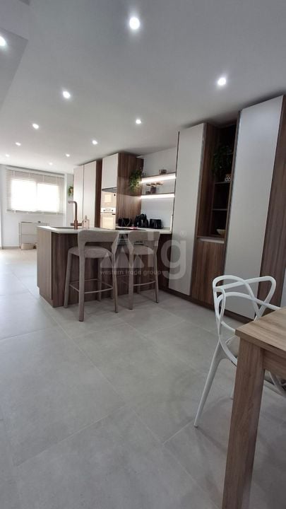 2 bedroom Apartment in Torrevieja - CI134587 - Photo - 12