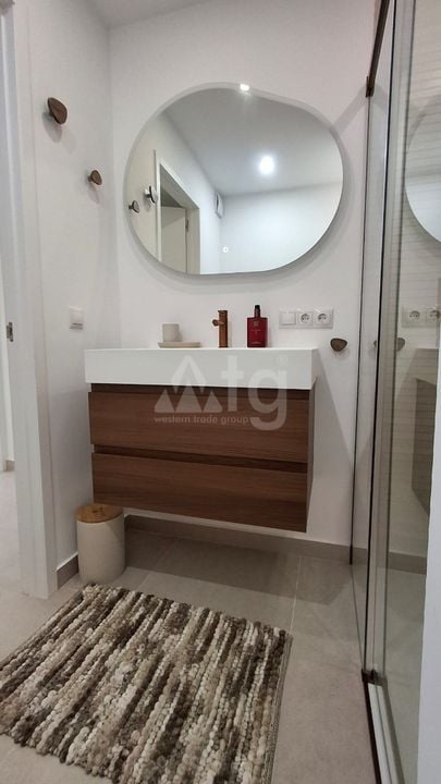 2 bedroom Apartment in Torrevieja - CI134587 - Photo - 10