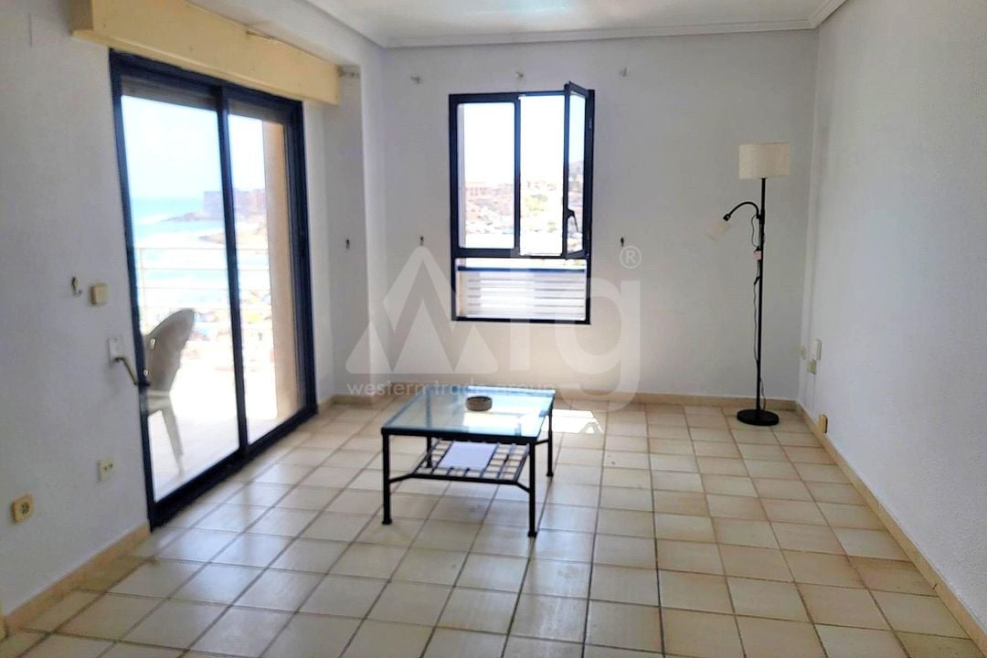 2 bedroom Penthouse in Torrevieja - SV134591 - Photo - 2