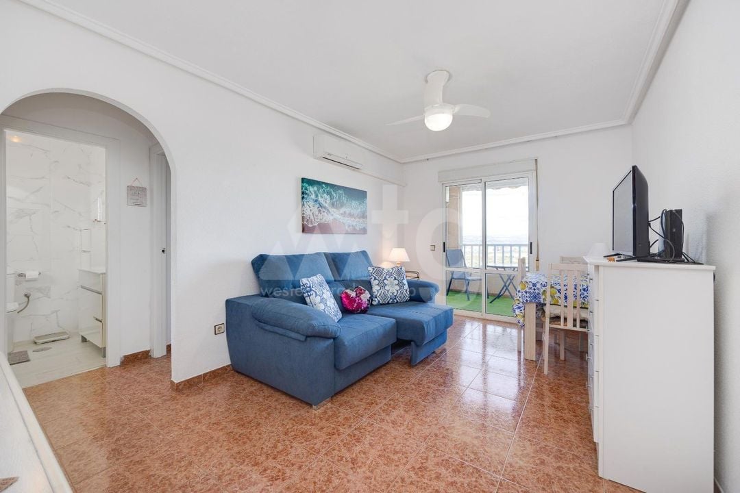 2 bedroom Penthouse in Torrevieja - HRE134636 - Photo - 2